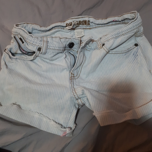 Women's Billabong Shorts - Picture 1 of 3
